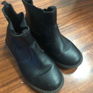 Black kid boots